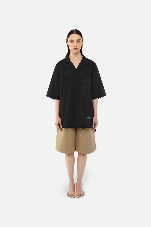 CAMICIA A MANICHE CORTE NERA IN POPELINE DI COTONE